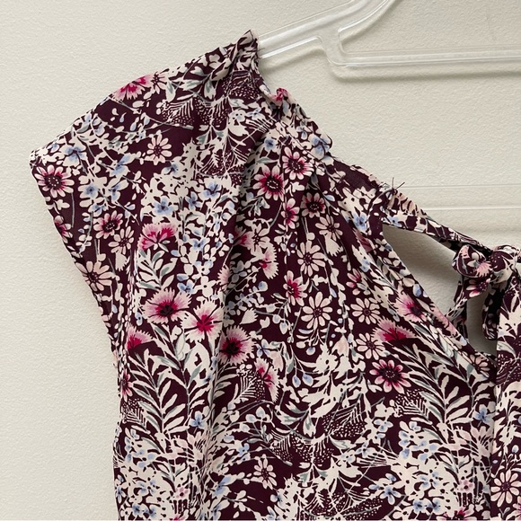 Lauren Conrad Floral Top - Picture 4 of 9